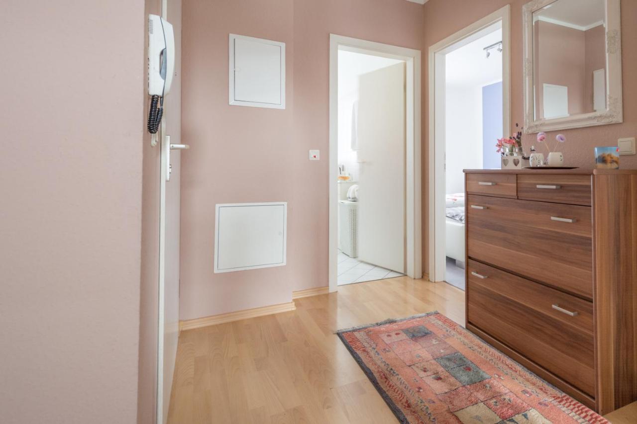 Anyroomdirect Private Apartments Near Hannover Exhibition Room Agency Esterno foto