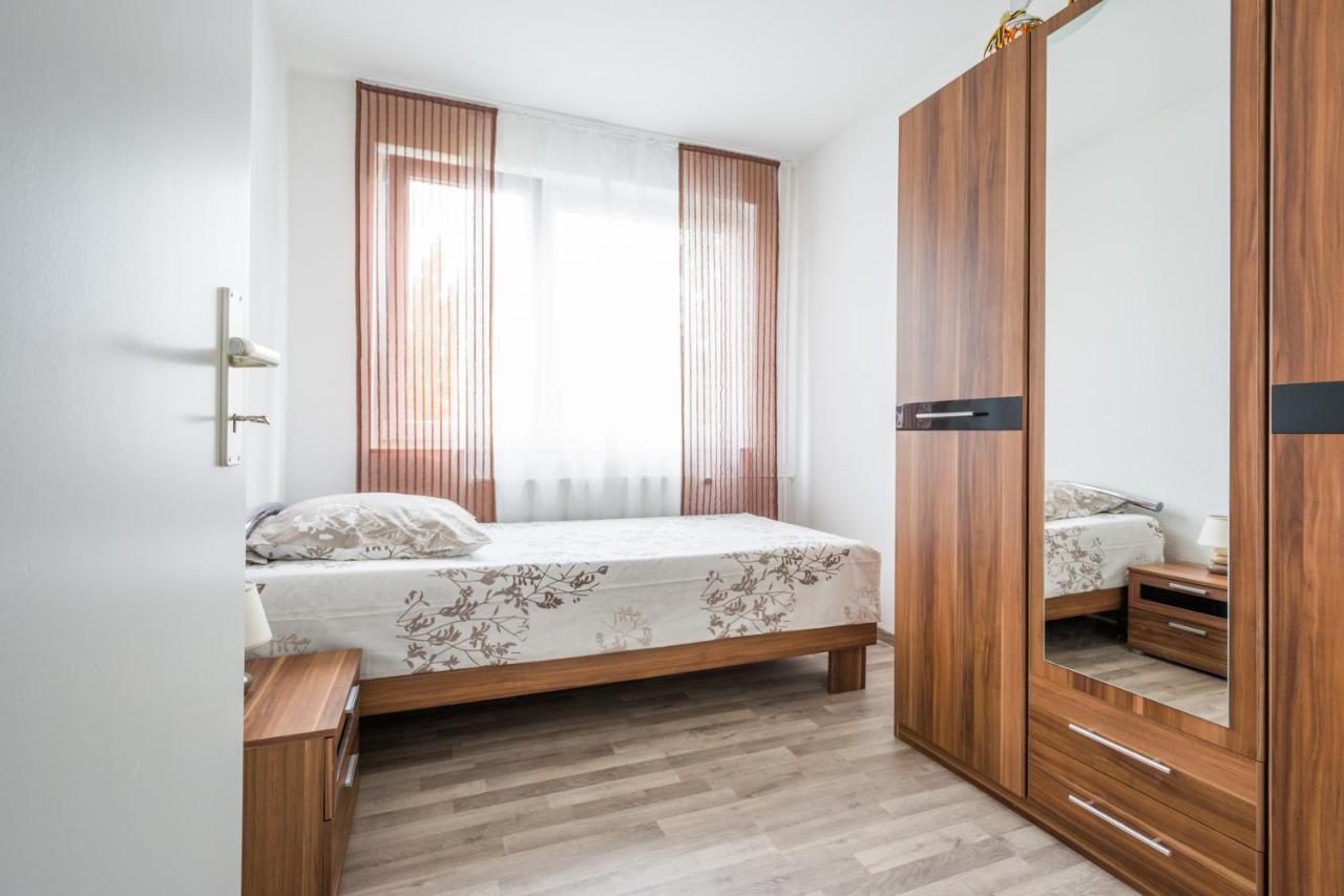 Anyroomdirect Private Apartments Near Hannover Exhibition Room Agency Esterno foto