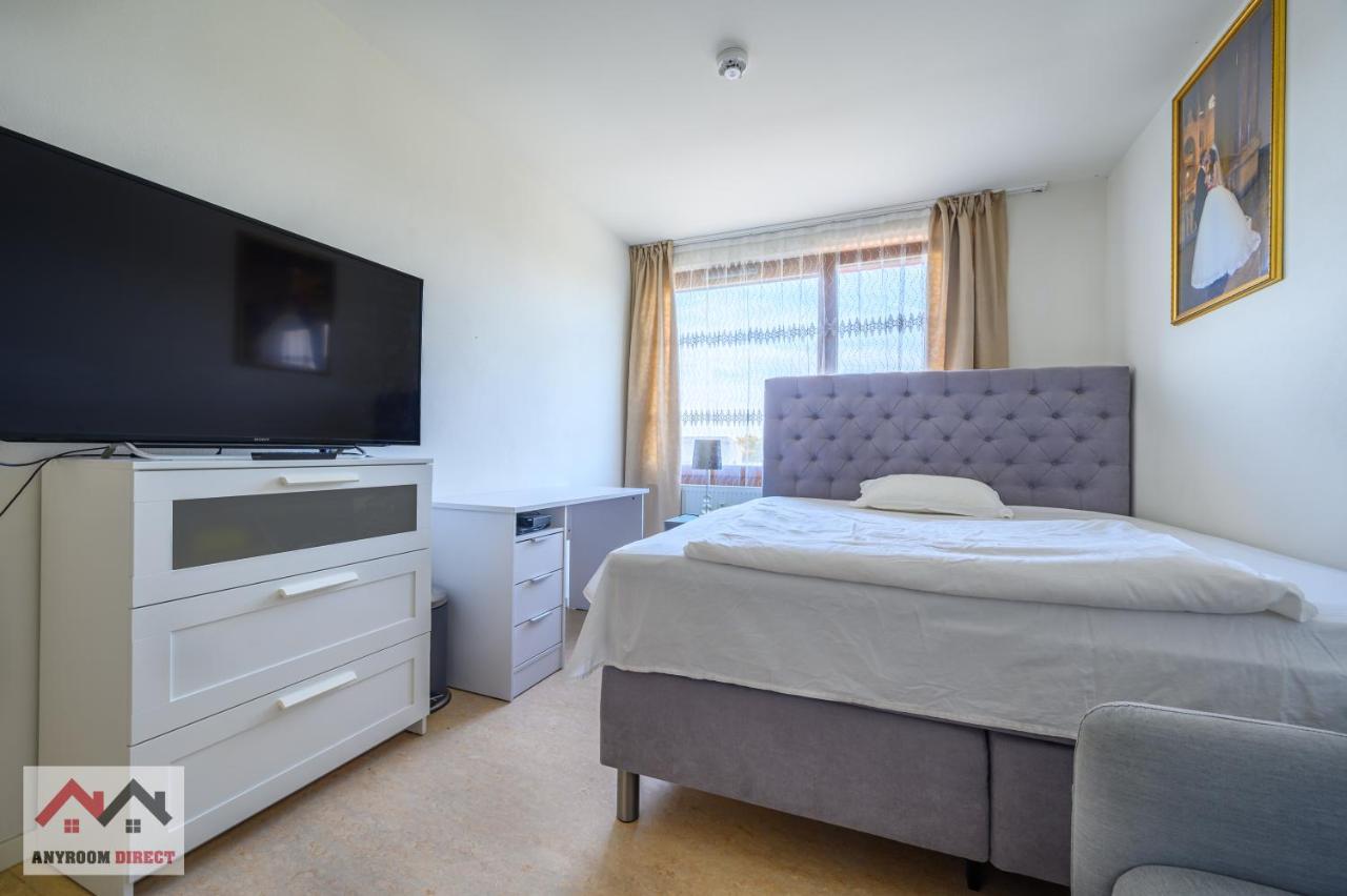 Anyroomdirect Private Apartments Near Hannover Exhibition Room Agency Esterno foto
